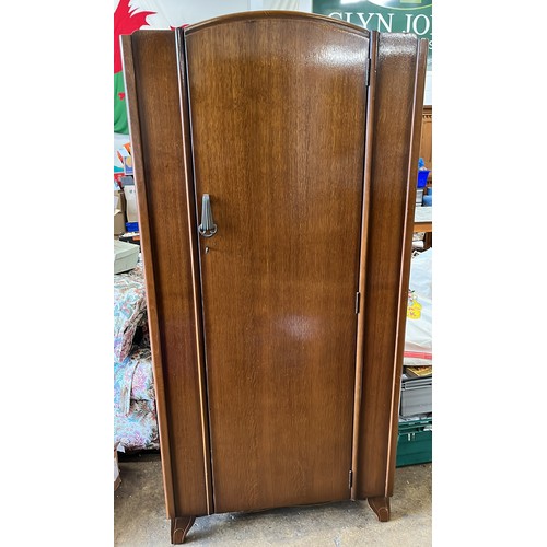 518 - SMALL OAK LEBUS WARDROBE