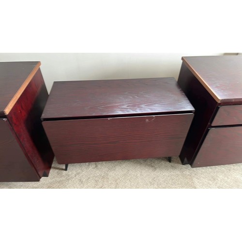 225A - 5 DANISH MAHOGANY FINISH UNITS