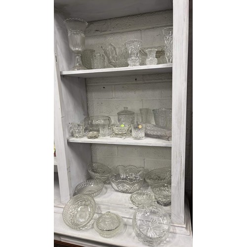 276 - LARGE COLLECTION OF HEAVY CLEAR PRESSED AND OTHER GLASS WARE