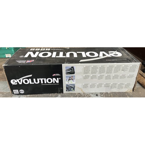 624 - EVOLUTION MITRE SAW STAND - BOXED