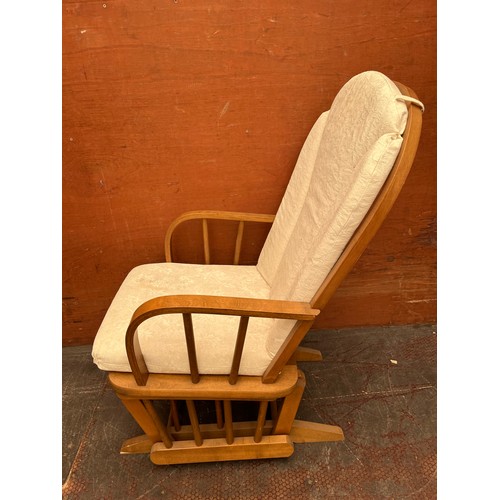 239A - Dutailier rocking chair