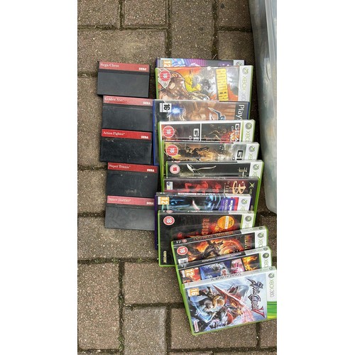 79 - XBOX GAMES , WII AND OTHER CONTROLLERS PLUS SAGA GAMES SEE ALL PICTURES