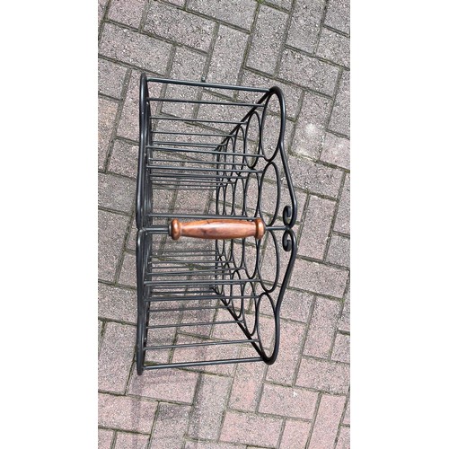 14 - METAL 20 BOTTLE WINE RACK