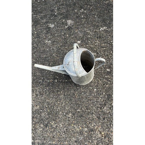 45 - 2 1/2 GALVANISED WATERING CAN