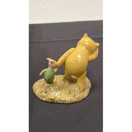 11 - ROYAL DOULTON  WINNIE POOH POOH AND PIGLET- THE WINDY DAY WP2