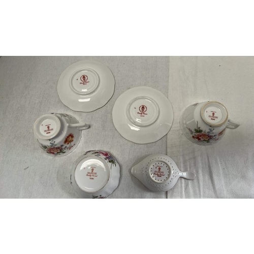 105 - ROYAL CROWN DERBY TABLE WARE [ DERBY POSIES ]