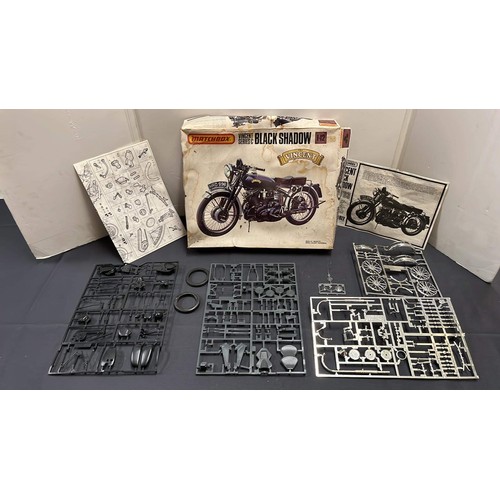 353 - MATCHBOX VINCENT BLACK SHADOW 1.12 SCALE MODEL KIT SEE PICTURES