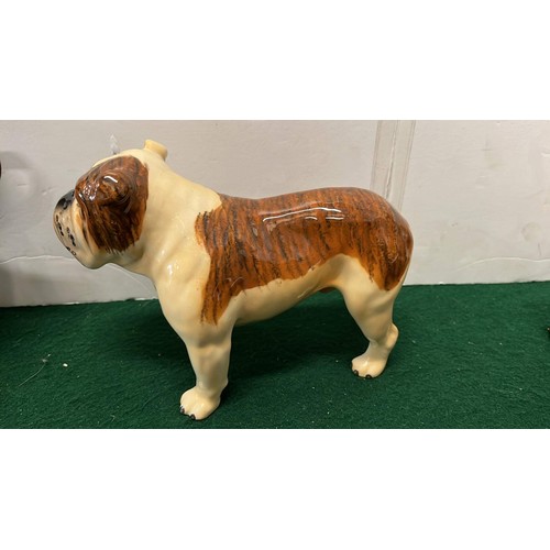 258 - LARGE BESWICK MASTIF DOG