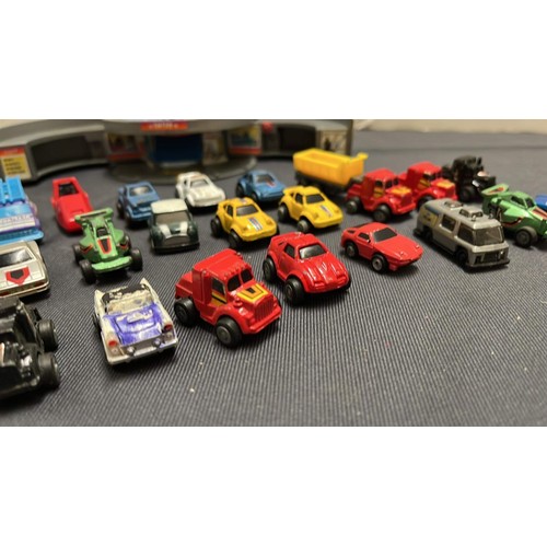 86 - MICRO CARS AND GARAGE