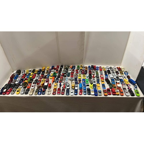 36 - 185 MIXED MAKERS MODEL CARS AND OTHER PLAY WORN