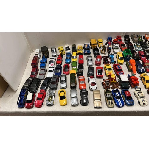 36 - 185 MIXED MAKERS MODEL CARS AND OTHER PLAY WORN