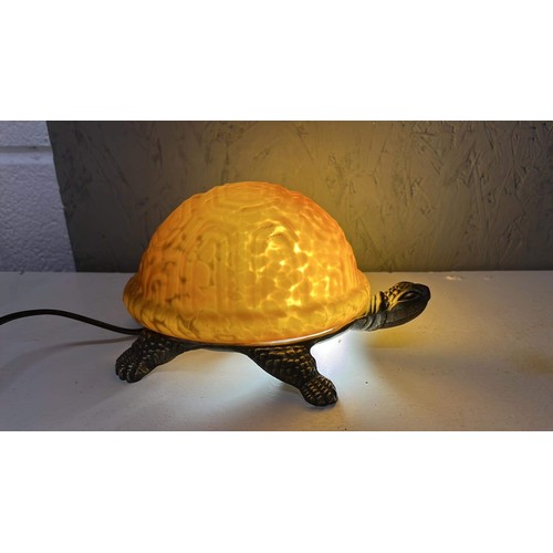 26 - TORTOISE LAMP WORKING SEE PICTURES