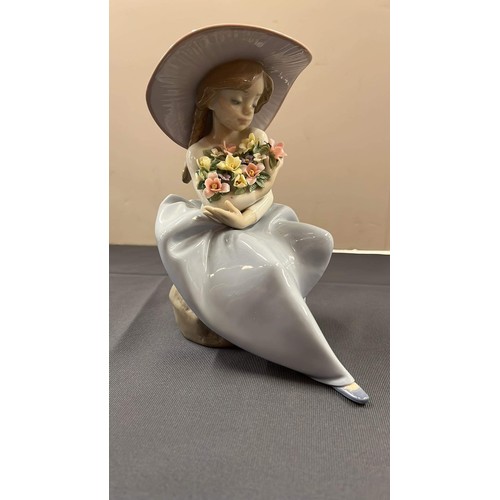 3 - LLADRO FIGURE 5862