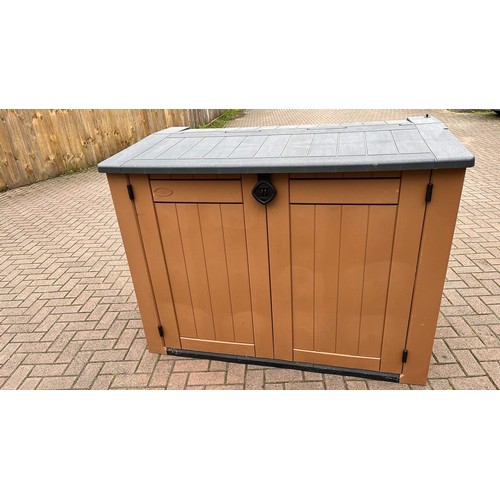 229 - LARGE TWO DOOR PLASTIC GARDEN STORAGE UNIT WITH LID IN BROWN