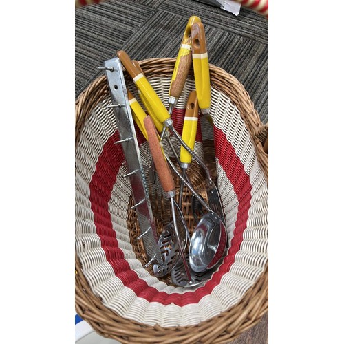 227 - BASKET WITH RETRO ITEMS