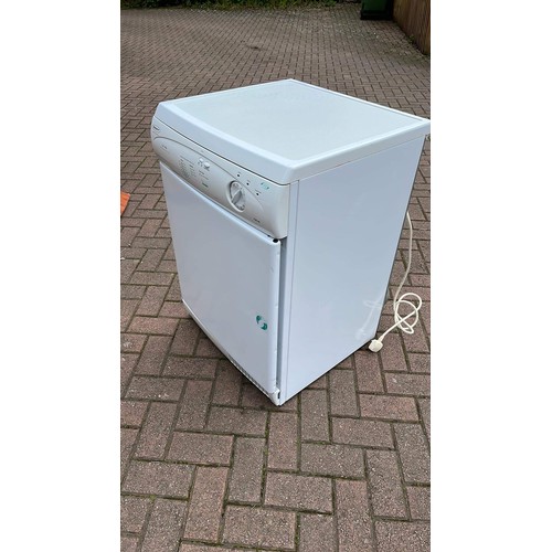 230 - WHITE USED HOTPOINT TUMBLE DRYER BEEN USED IN GARAGE SEE PICTURES