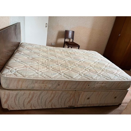 279 - DOUBLE DIVAN BED SET WITH STORAGE