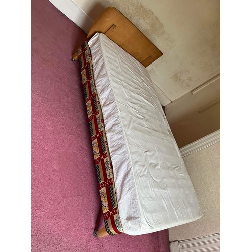 275 - RETRO SINGLE DIVAN BED SET