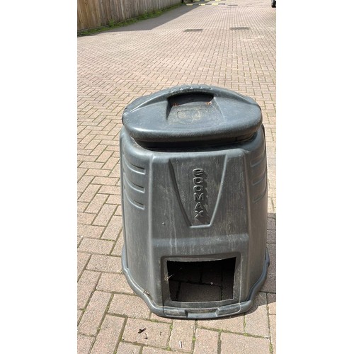 349 - Compost bin