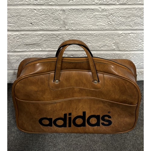 330 - Vintage adidas bag