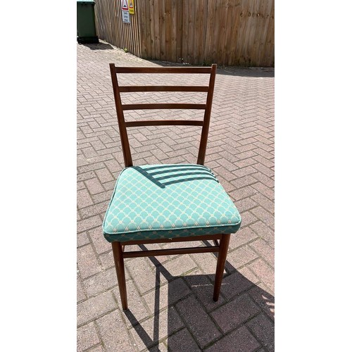 322A - ONE DINNING CHAIR