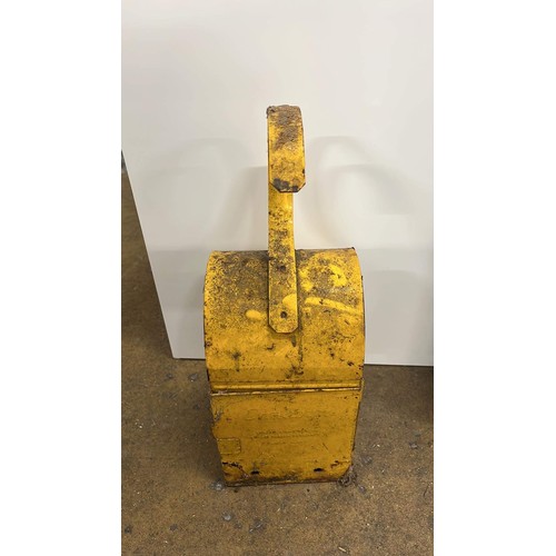 494 - Vintage roadwork safety lantern - see all pictures