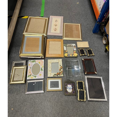 413A - Decorative frames