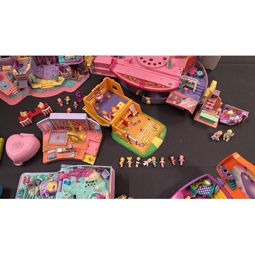 6 - VINTAGE POLLY POCKET TOYS