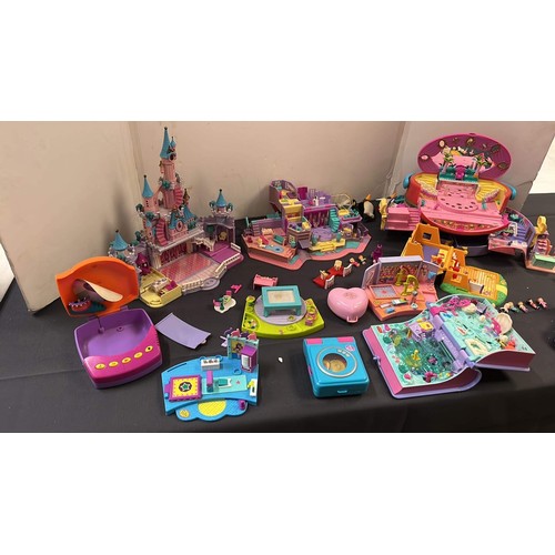 6 - VINTAGE POLLY POCKET TOYS