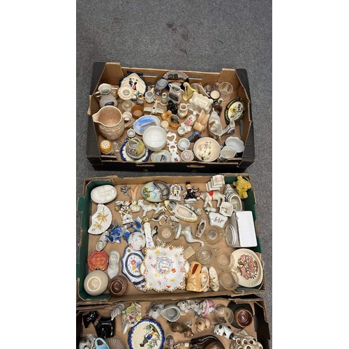 142 - LARGE QUANTITY OF MIXED COLLECTABLES