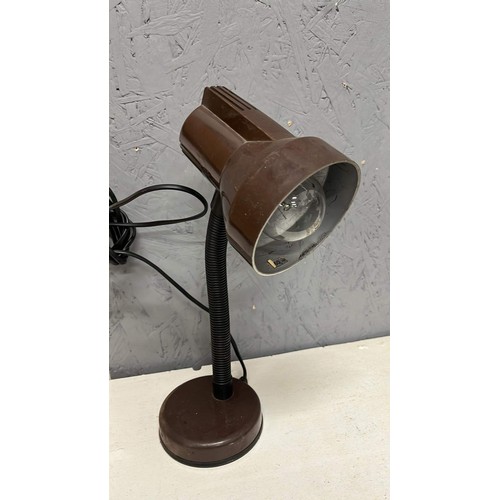 197 - retro brown table lamp