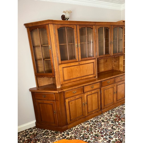61 - YOUNGER FURNITURE CHERRY FINISH LOUNGE UNIT