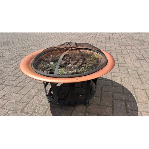 190 - GARDEN FIRE PIT USED