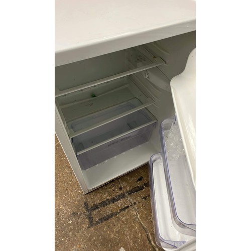 289 - UNDER COUNTER FRIDGE