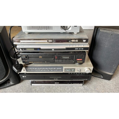 376 - QTY OF USED DVD PLAYERS AND OTHER ITEMS SPARES AND REPAIR