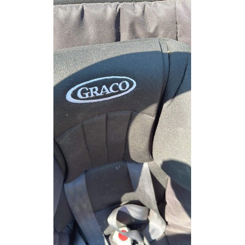 393 - GRACO CAR SEAT