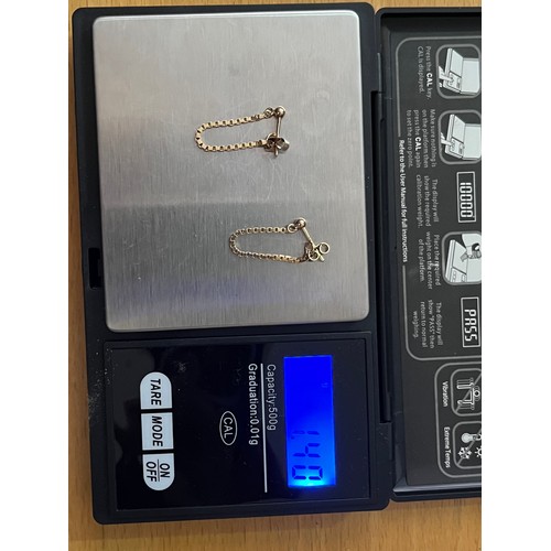 255A - 9ct gold earrings - weight 1.40g