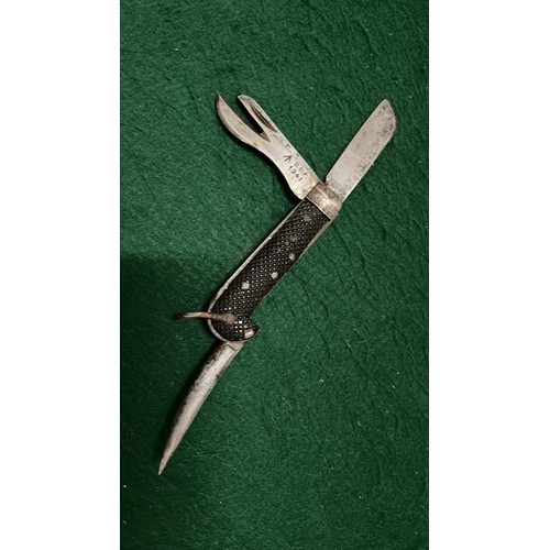 610 - 1941 MILLITARY JACK KNIFE