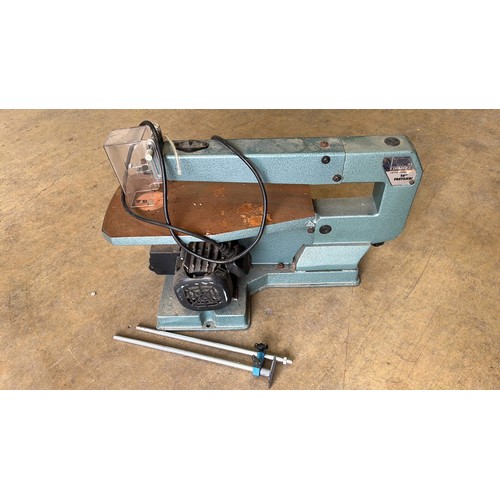 675 - USED 16 INCH SCROLL / FRET SAW BY DRAPER