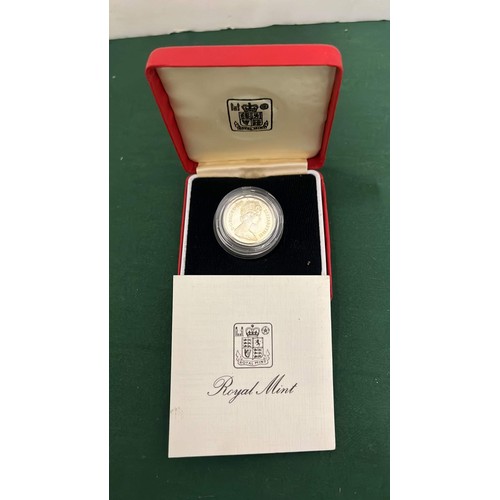 283 - 1983 SILVER PROOF £1 COIN BOXED WITH COA