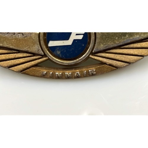 174 - VINTAGE FINNAIR BADGE