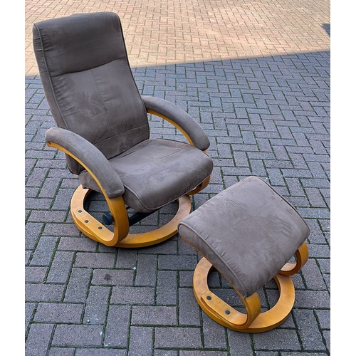 434 - SWIVAL RECLINING CHAIR AND FOOT REST