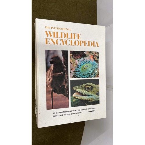 473 - WILDLIFE ENCYLOPEDIA