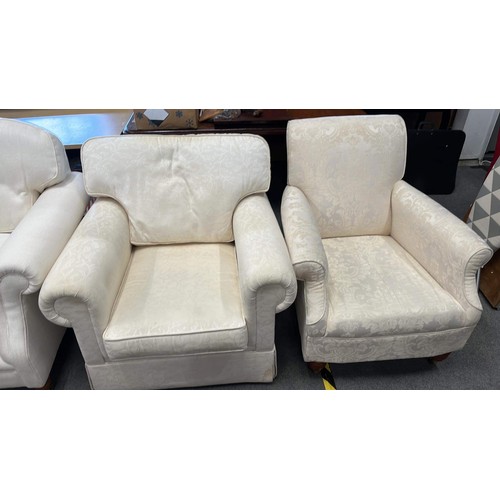 577 - 2 X 1 X 1 CREAM SOFA AND CHAIRS