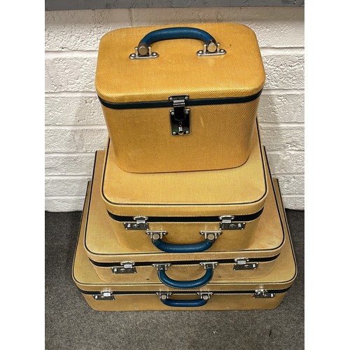 34 - VINTAGE TRAVEL LUGGAGE WARE BY WATAJOY ENGLAND