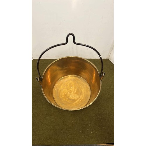 36 - VINTAGE BRASS JAM PAN