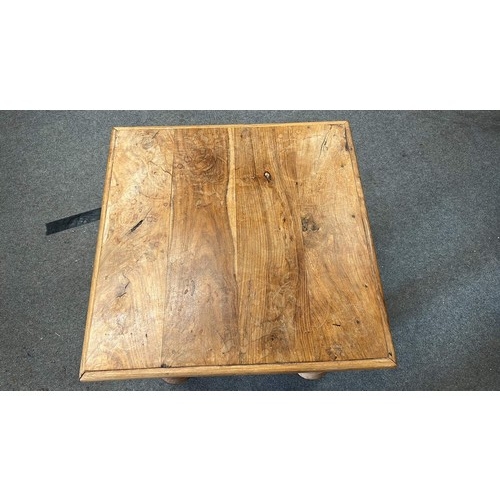 557 - JALI COFFEE TABLE