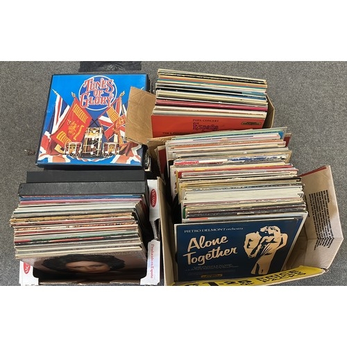 546 - COLLECTION OF MIXED MUSIC AND ARTIST LPS