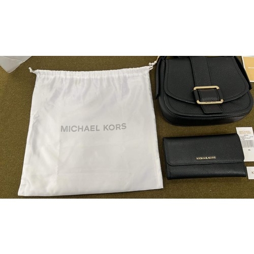 12 - MICHAEL SHOULDER BAG AND CLUTCH BAG IN BLACK WITH COVER