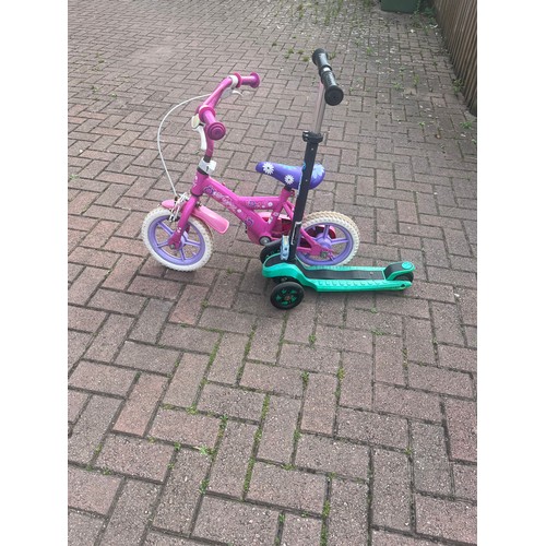 1008 - CHILDS BIKE AND SCOOTER *